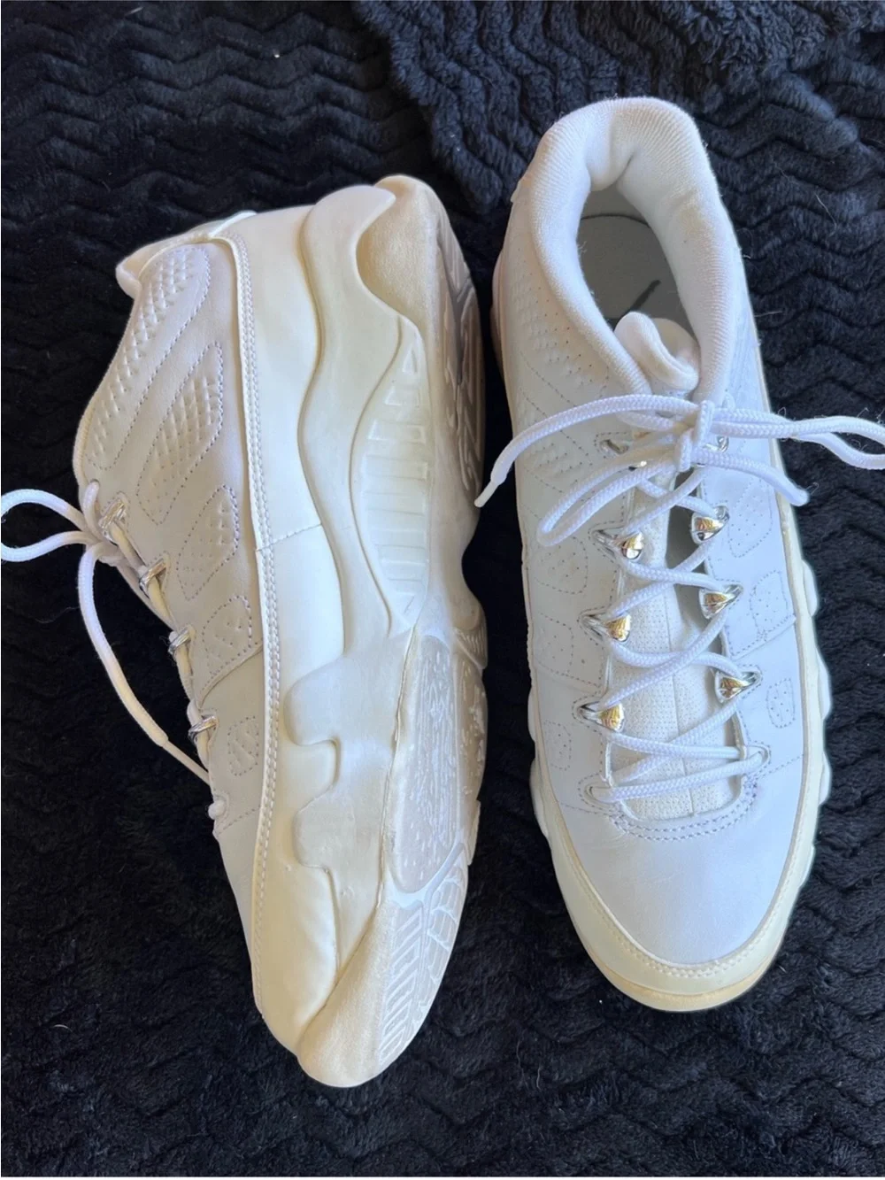 Vintage 2002 Air Jordan 9 Retro Low 